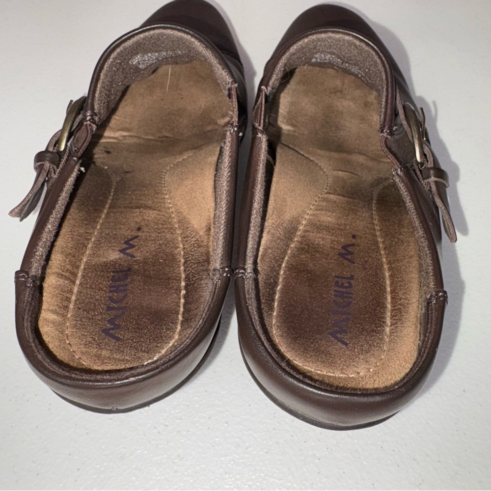 Michel M Women's Size 9 Brown Block
Heel Mules - Buckle Detail preowned - Picture 3 of 9